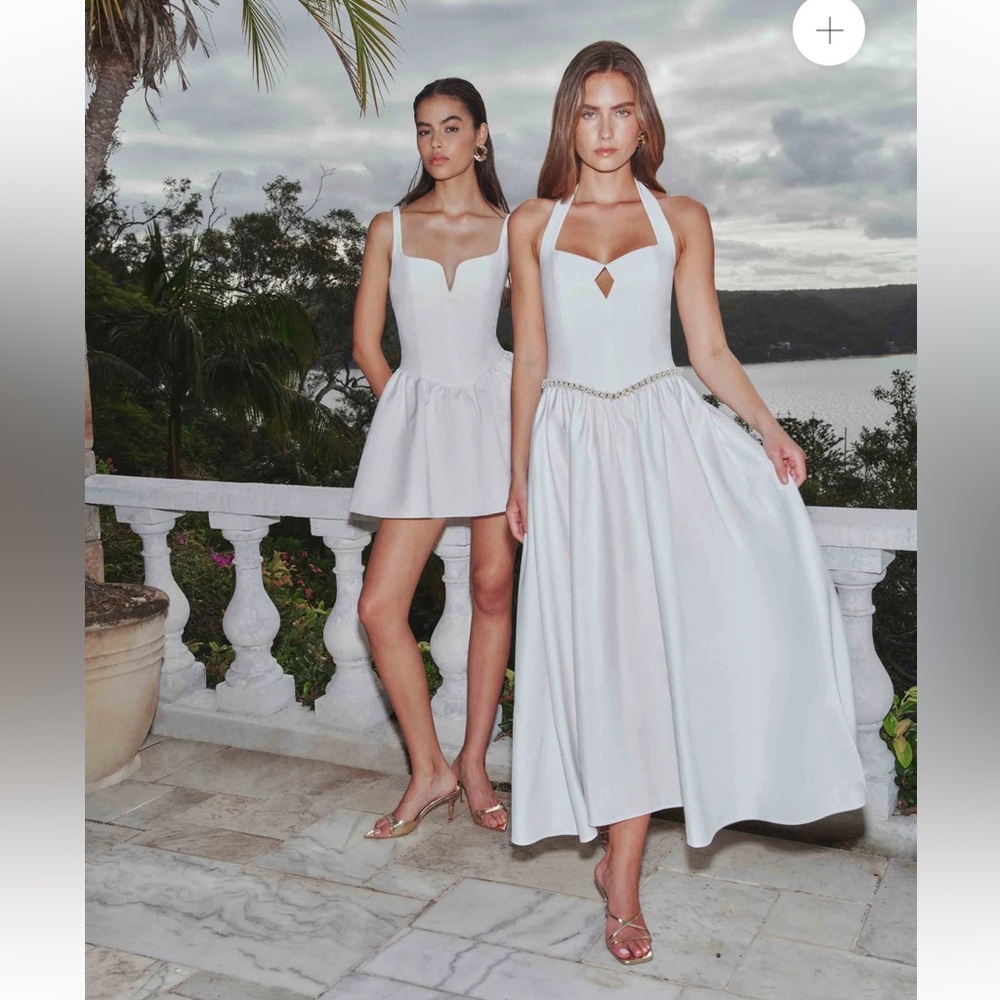 elliatt hester white hallter chain & pearl embellished bridal gown dress medium
